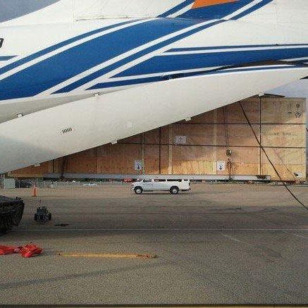 גלובוס, אחסנה ולוגיסטיקה, שינוע ושילוח בינלאומי, מטוס