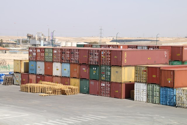 גלובוס, אחסנה ולוגיסטיקה, מחסן