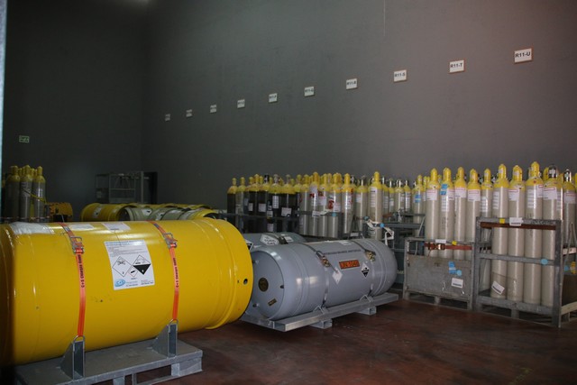 גלובוס, אחסנה ולוגיסטיקה, חומרים מסוכנים