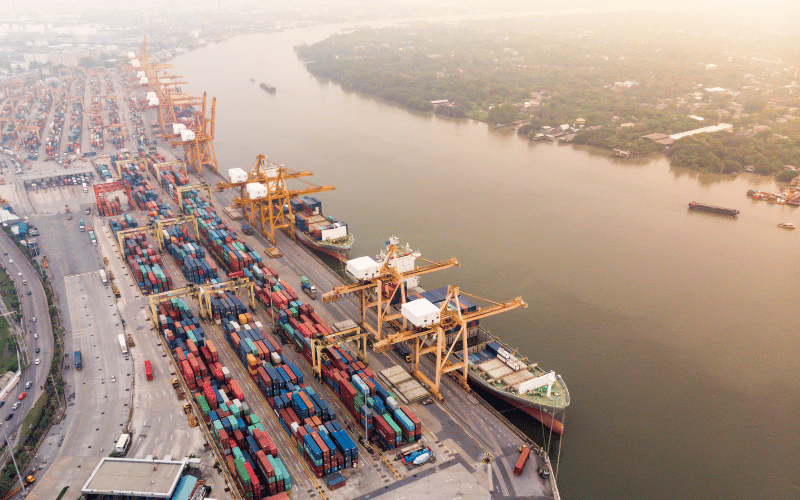 שילוח בינלאומי לאיטליה